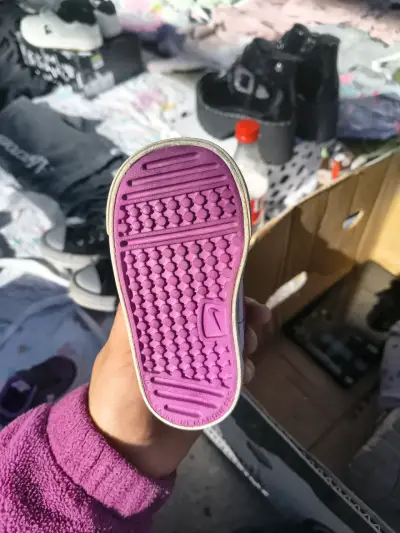 Zapatillas Nike para niños color morado n18.5 - miniatura 3