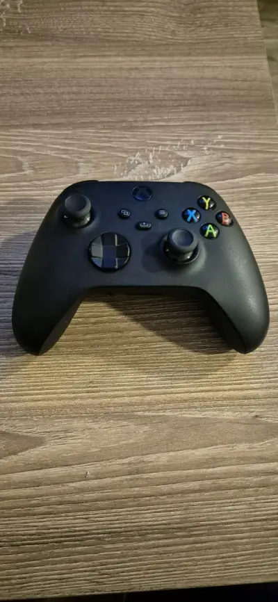 Control inalámbrico Xbox Series X negro - miniatura 3