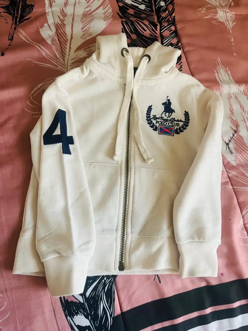 Polerón blanco con capucha Polo Club