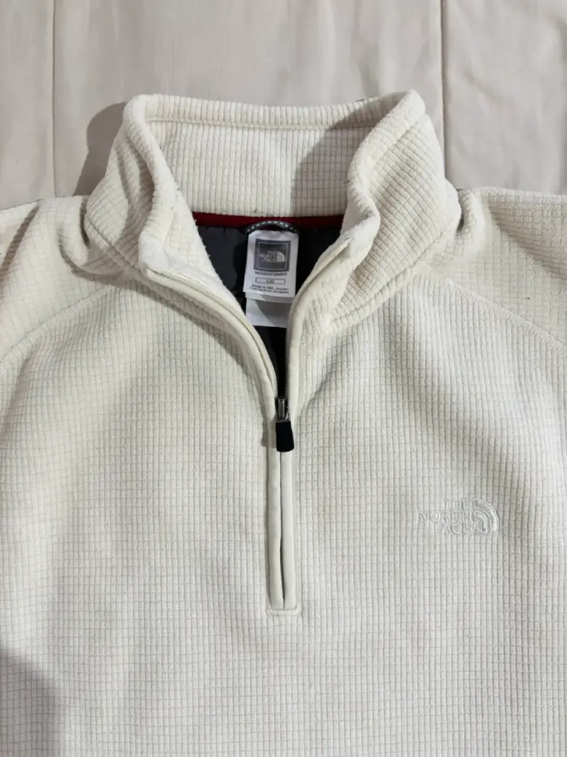 Polerón blanco de cuello alto - 2