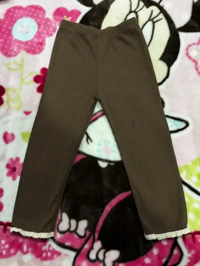Pantalones de punto marrón para niña - miniatura 2