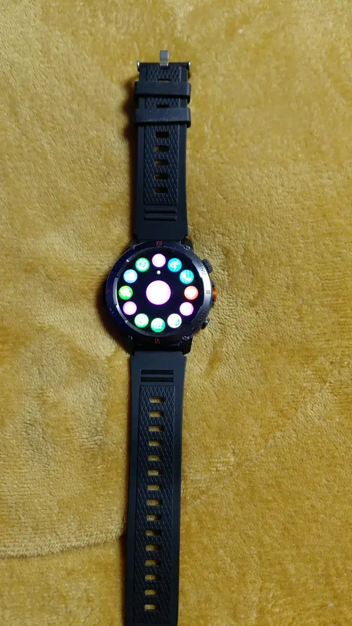 Smartwatch deportivo con pantalla táctil - 1