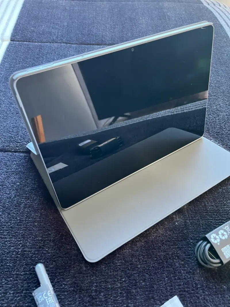 Tablet con lápiz y cargador incluidos - 4
