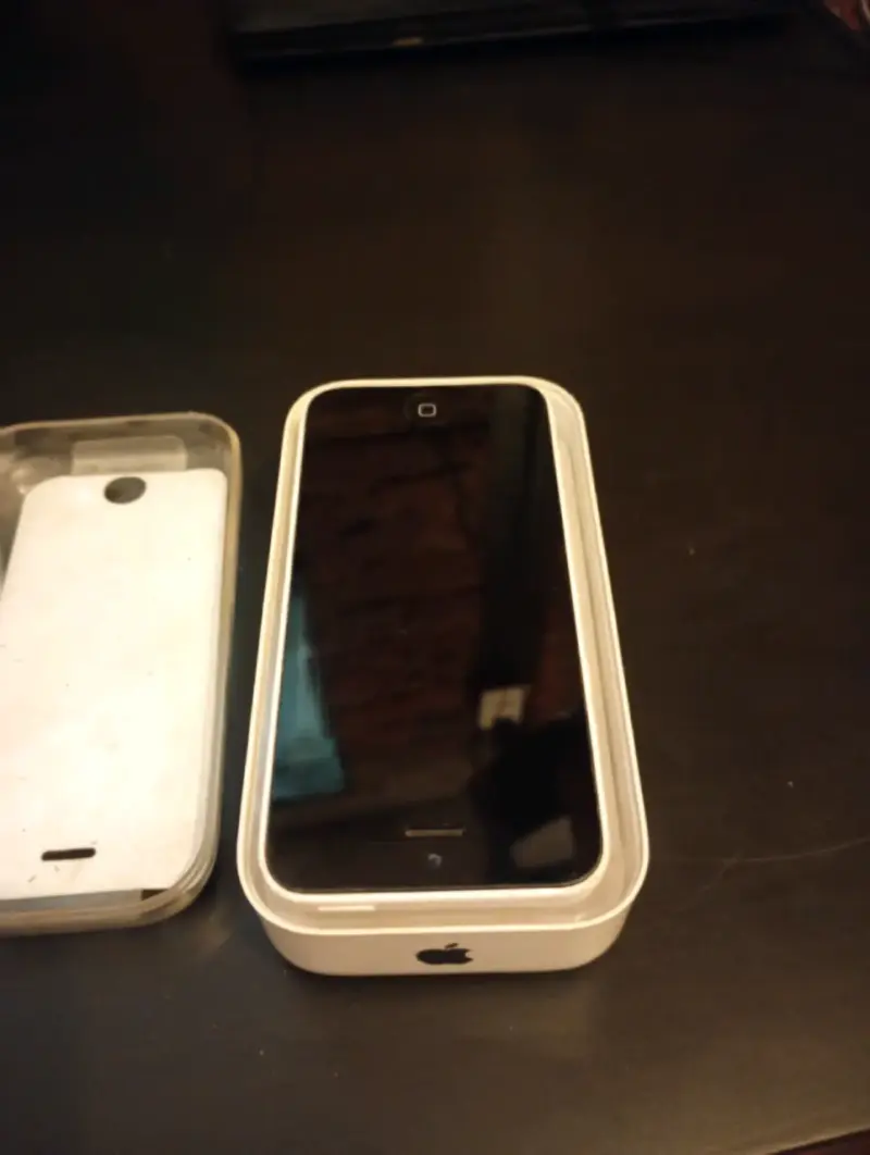 iPhone blanco en buen estado - 3