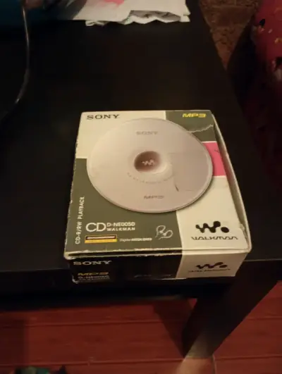 Reproductor CD Sony Walkman D-NE0050 - miniatura 1