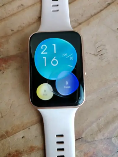 Smartwatch Huawei correa rosa y pantalla táctil - miniatura 1