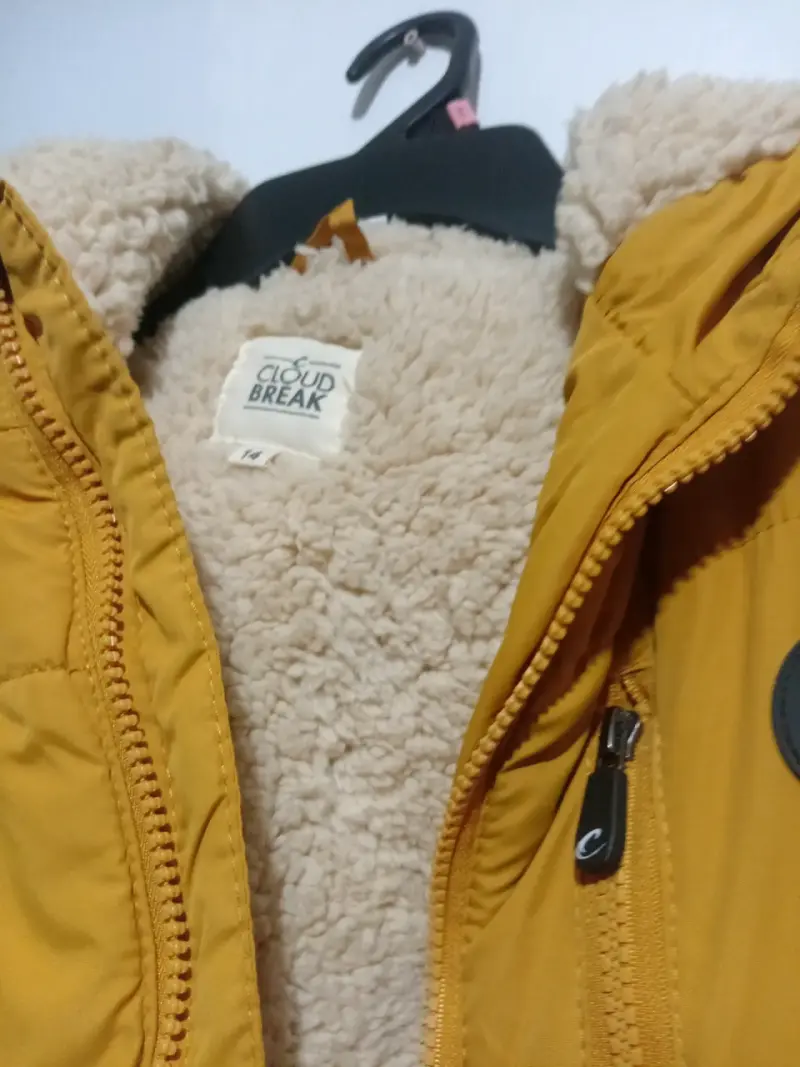 Hermosa parka marca Cloudbreak talla M - 3
