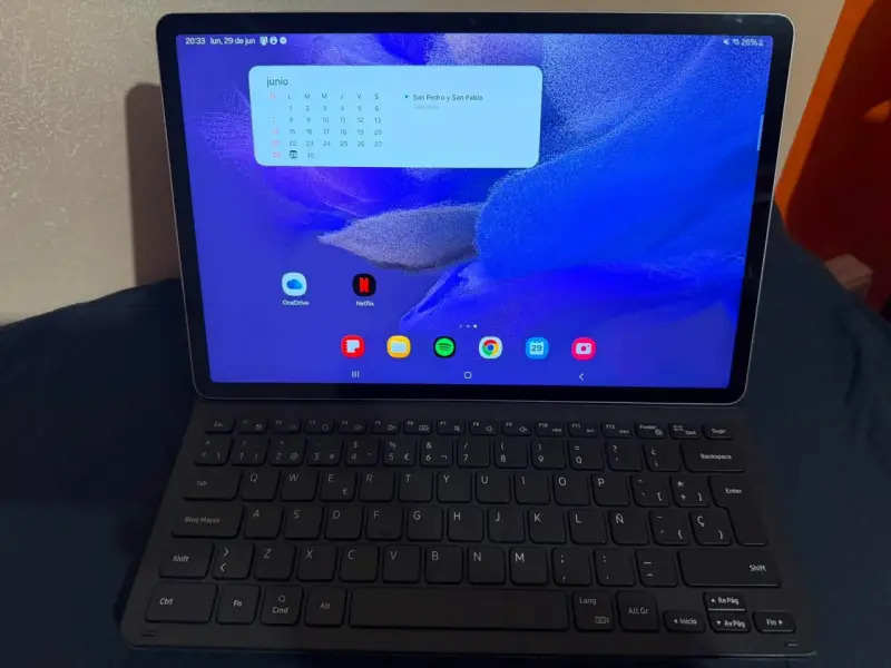 Samsung Tab S7 SE + Teclado,Lapiz, Carcaza y cable - 3
