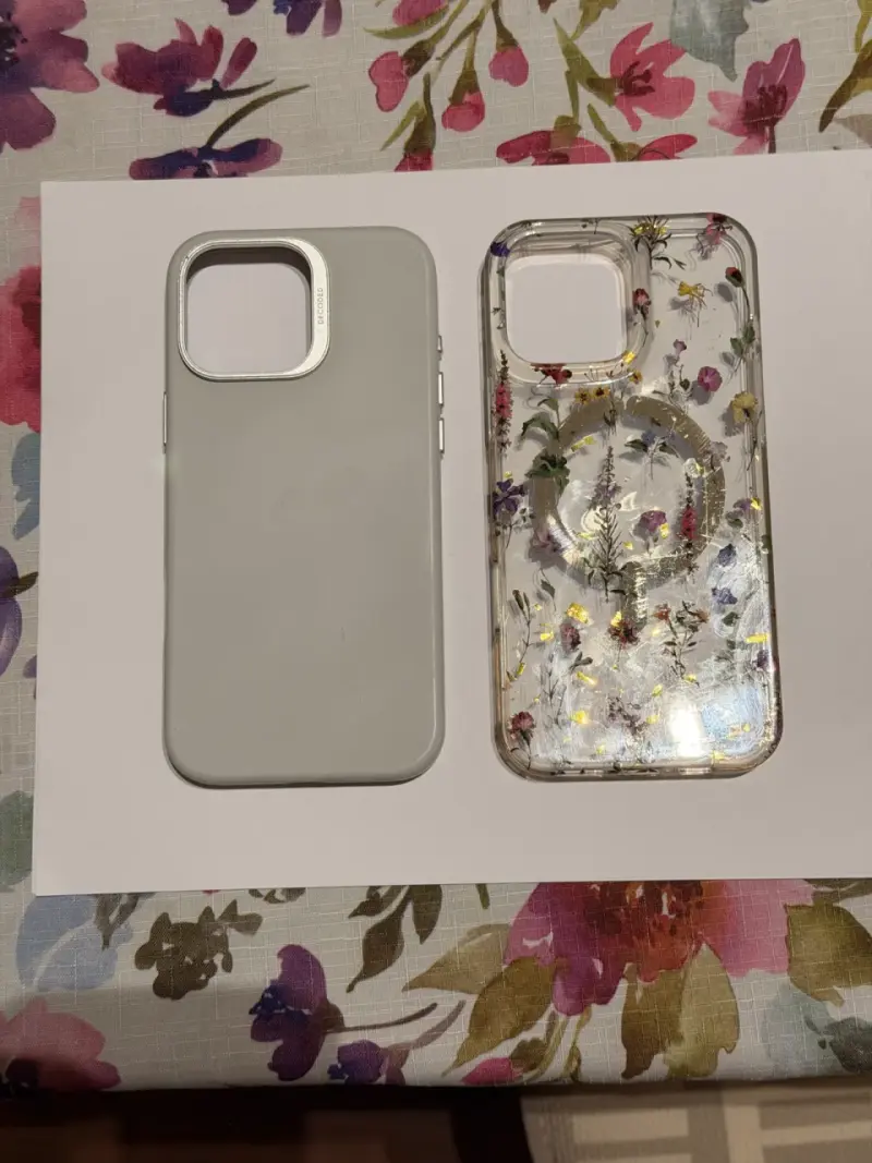 Fundas para iPhone con diseño floral y magnético - 1