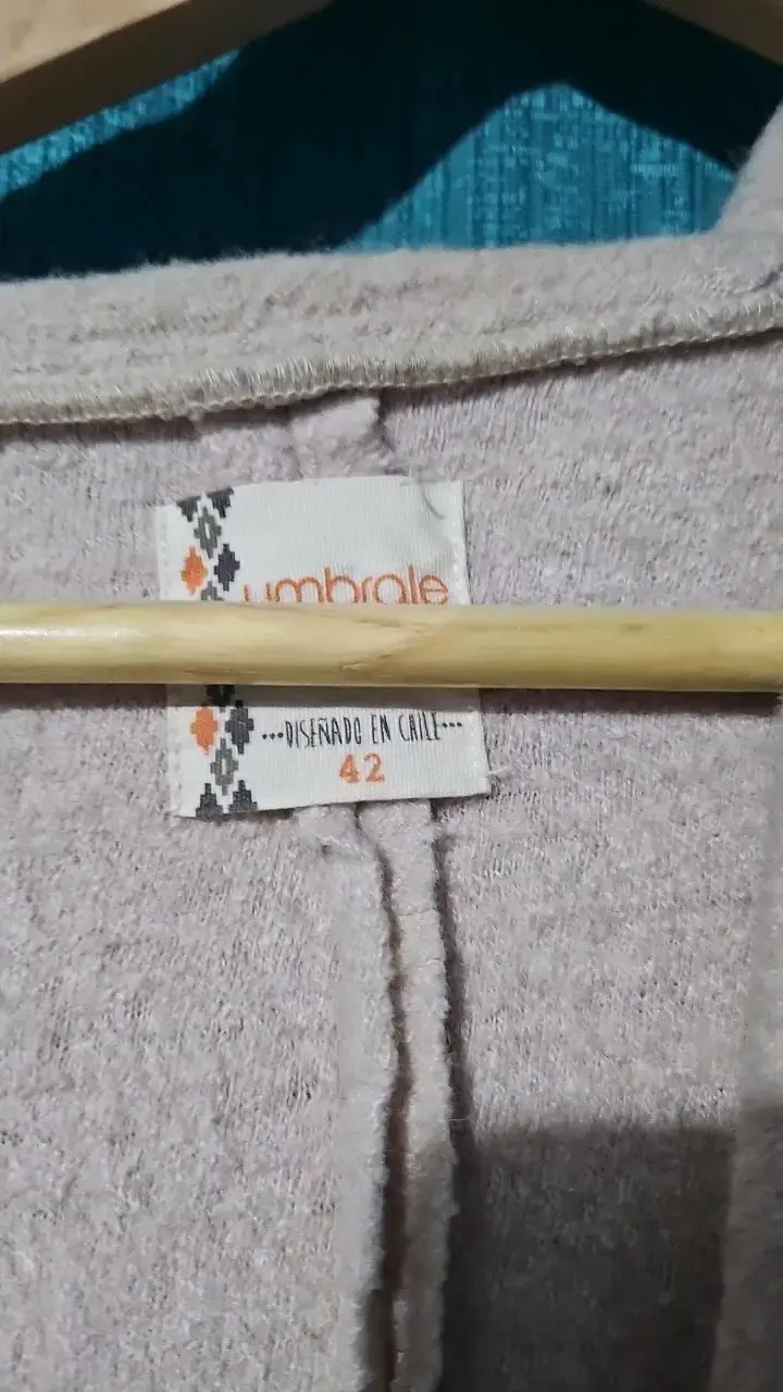 Abrigo Umbrale beige con capucha y botones - 2