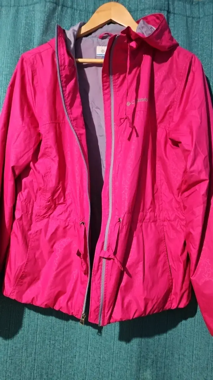 Cortaviento Columbia original  fucsia - 1