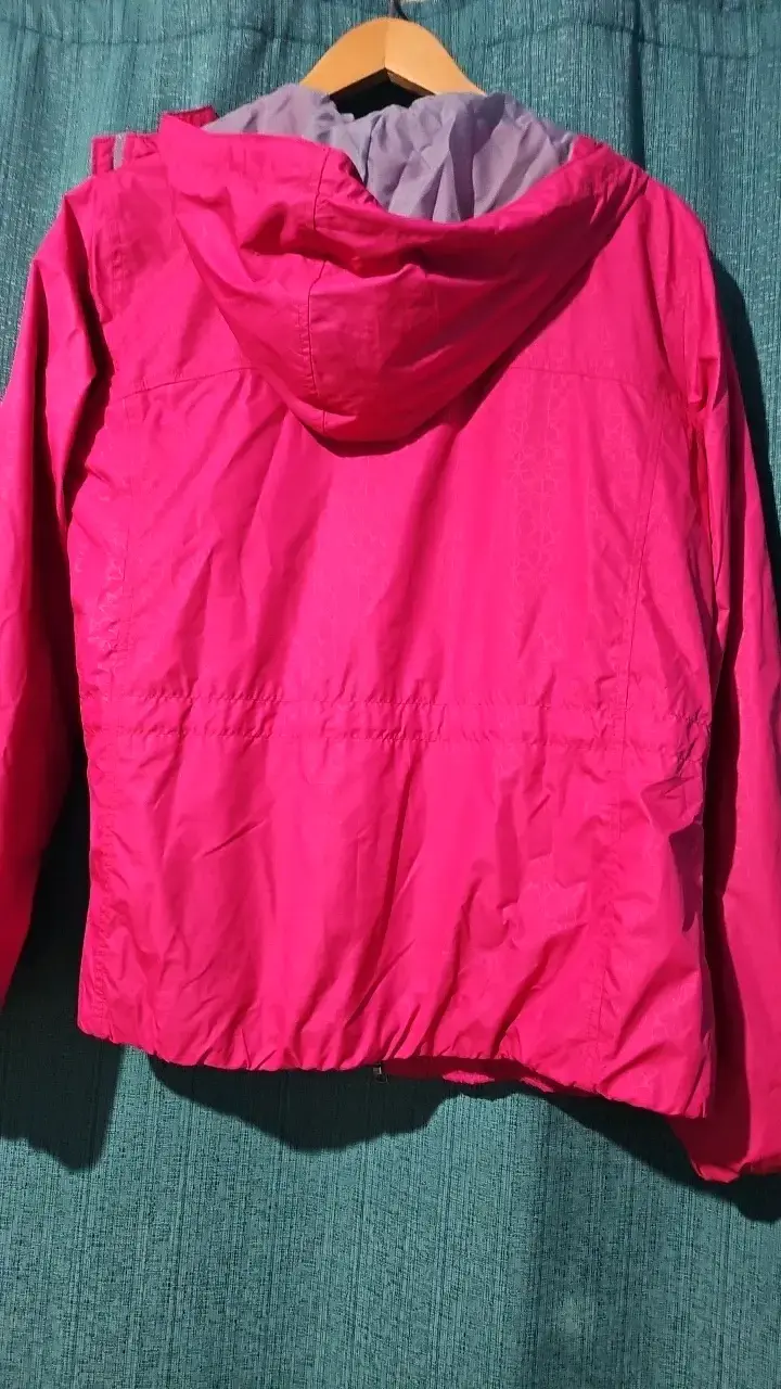 Cortaviento Columbia original  fucsia - 3
