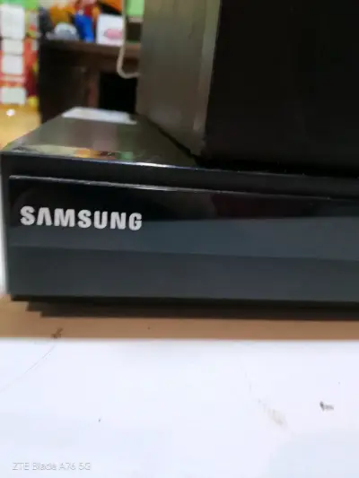 Sistema de sonido Samsung con parlantes - miniatura 4