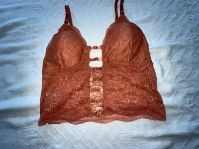 Bralette de encaje marrón con detalles talla M - miniatura 1