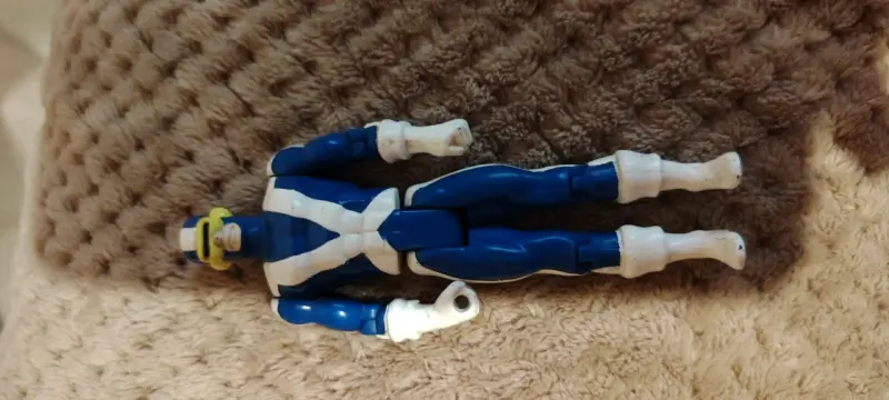 Figura de acción de superhéroe clásico - 2
