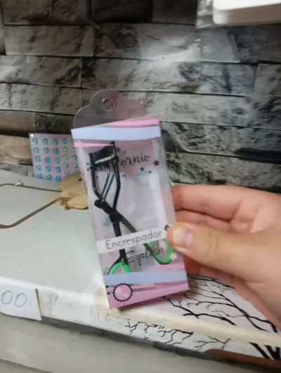 Encrespador de pestañas negro - miniatura 1