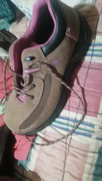 Zapato de seguridad  mujer - miniatura 1