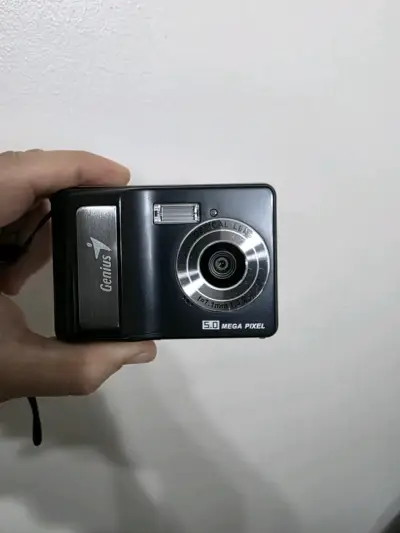 Cámara digital Genius 5.0 megapíxeles - miniatura 1
