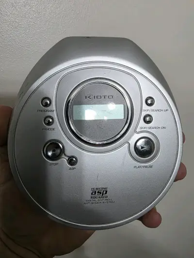 Reproductor de CD portátil Kioto plateado - miniatura 1