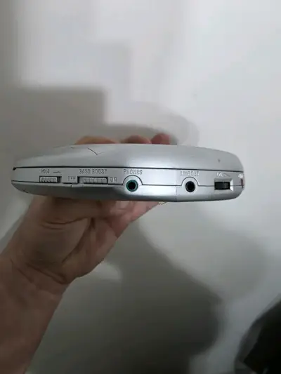 Reproductor de CD portátil Kioto plateado - miniatura 3