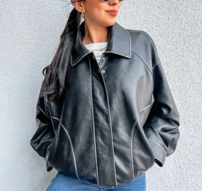 Chaqueta Oversize efecto cuero negra - miniatura 2