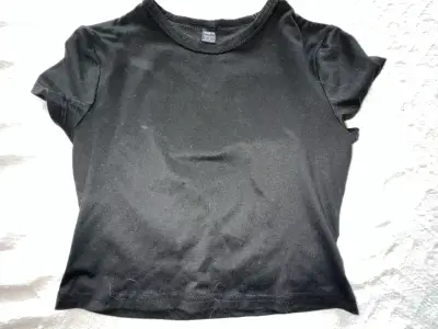 Polera negra básica Shein para mujer talla M - miniatura 1