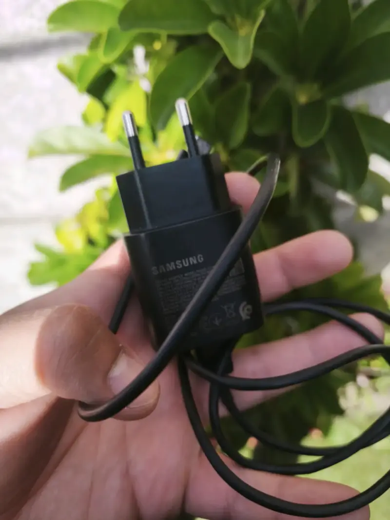 Cargador rápido USB-C negro Samsung original - 2