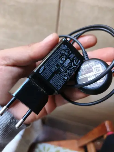 Cargador inalámbrico Samsung original - miniatura 1