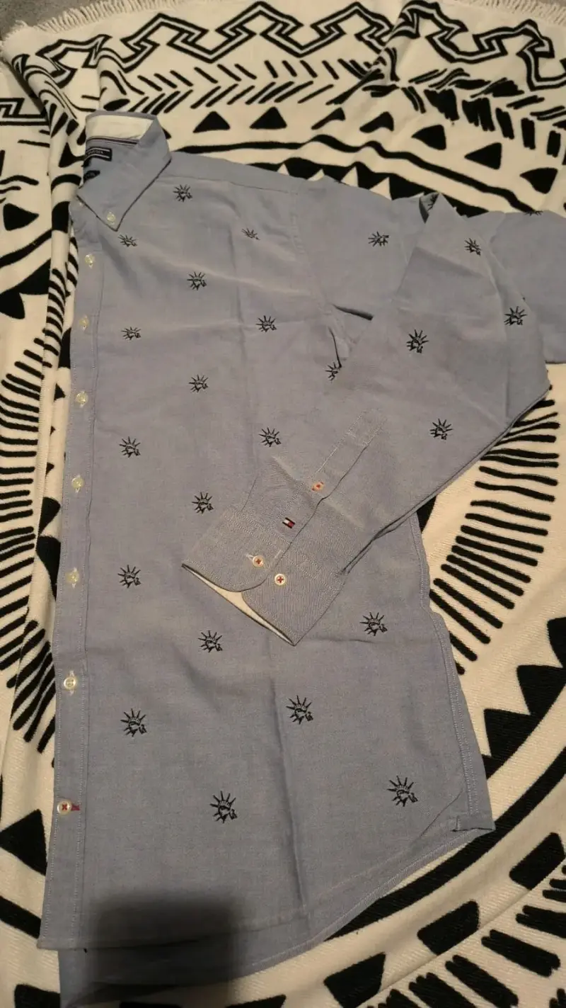 Camisa Tommy Hilfiger azul con bordados - 5