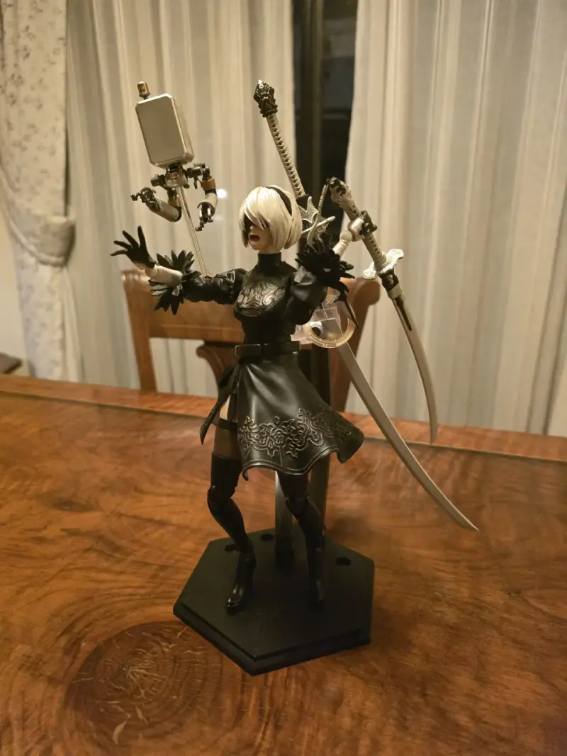 Figura PLAY ARTS Kai 2B [YoRHa No.2 Type B DX Edit - 2
