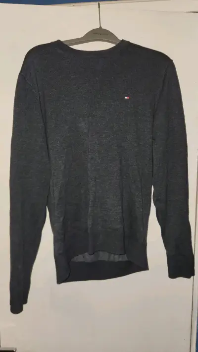 Suéter de marca y poleras de pique - miniatura 2