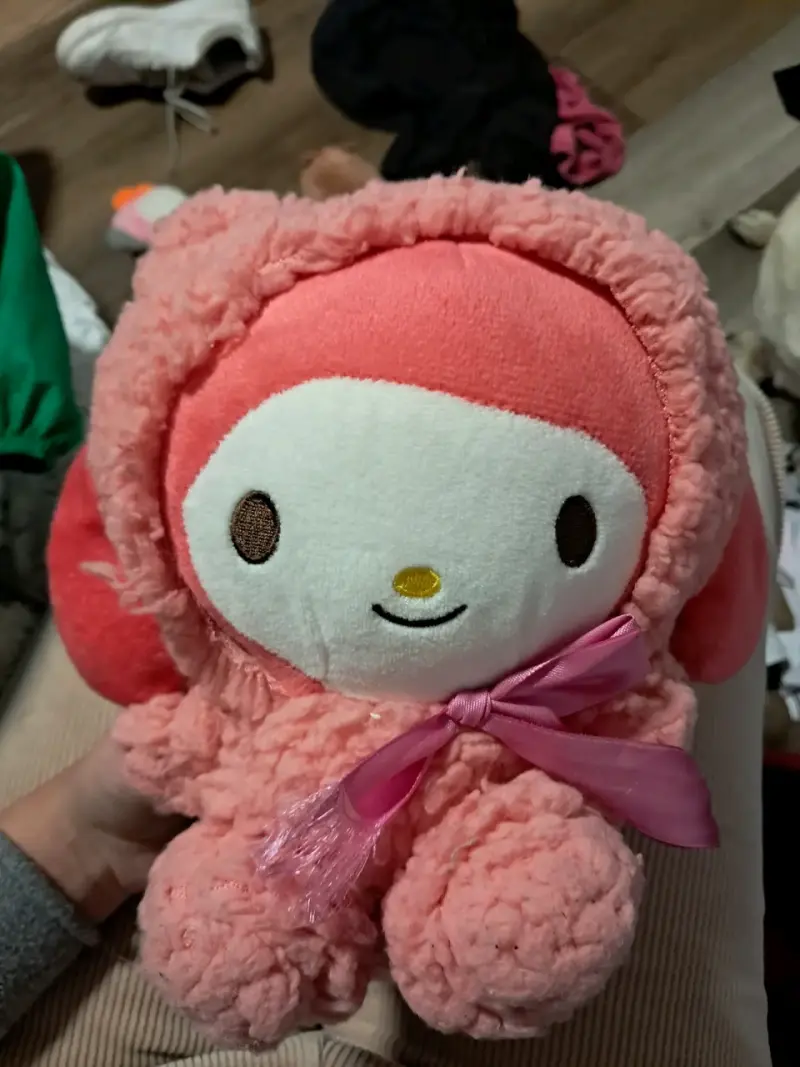 Peluche My Melody rosa con lazo - 1