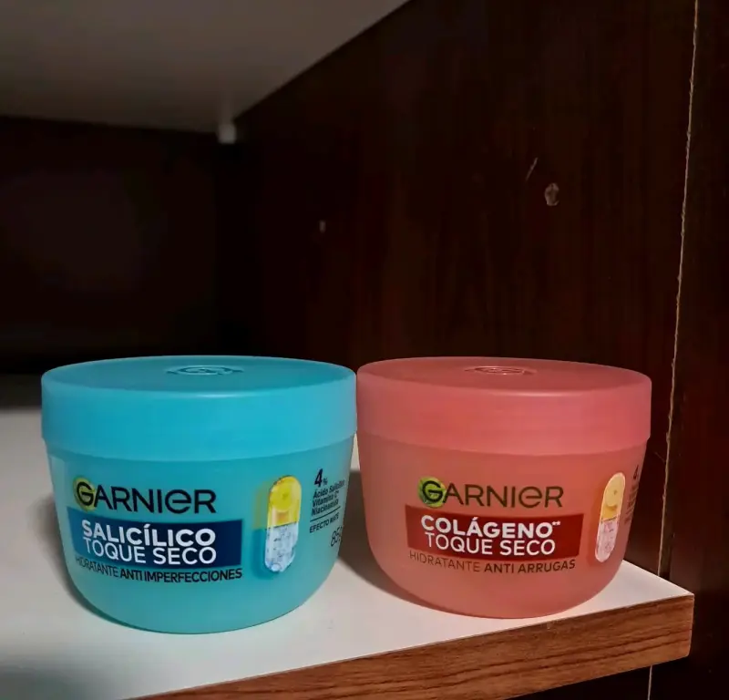 Set de cremas Garnier Salicílico y Colágeno - 1