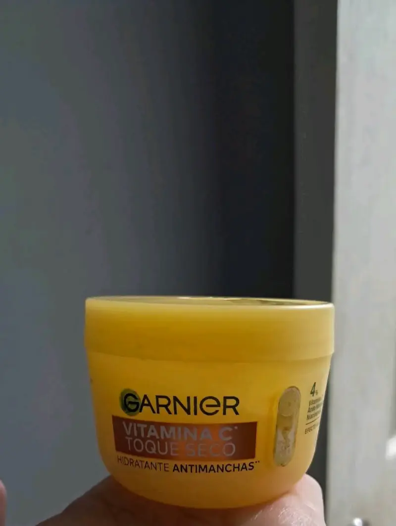 Set de cremas Garnier Salicílico y Colágeno - 2
