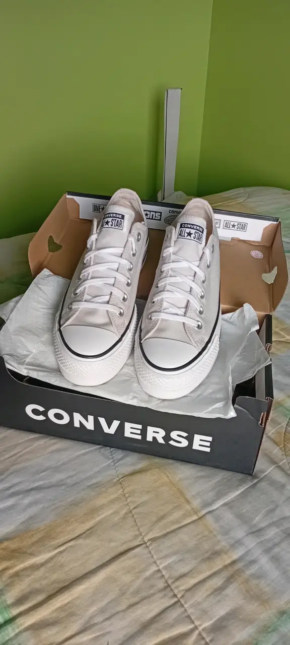 Zapatillas Converse All Star blancas nuevas - 1