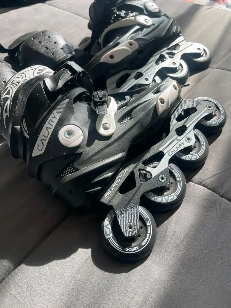 Patines en línea Calary con rodilleras - 2