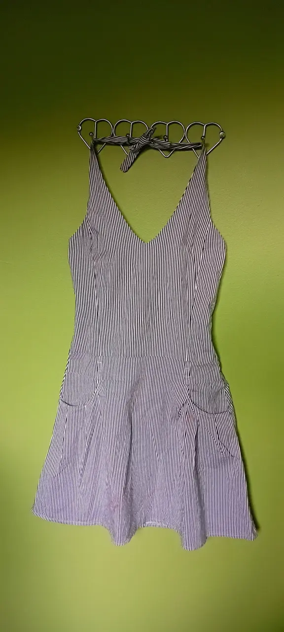 Vestido de verano a rayas blanco y negro - 1