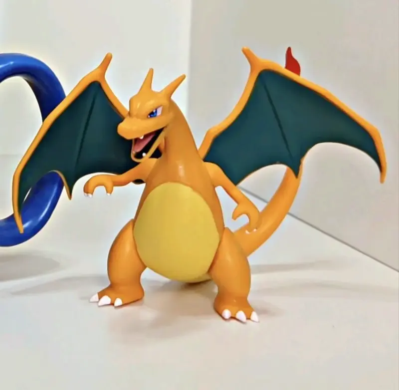 Figura Charizard Pokémon