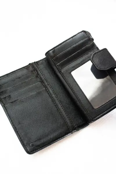 Billetera Coach negra de cuero - miniatura 2