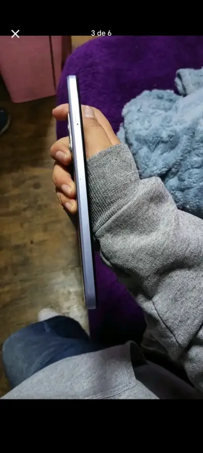 Smartphone Motorola en buen estado - miniatura 6