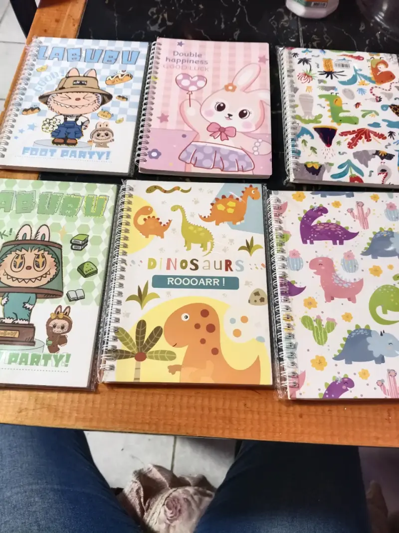 Set de cuadernos infantiles con diseños divertidos - 1