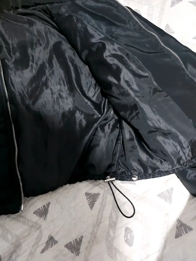 Chaqueta acolchada negra para mujer - 3