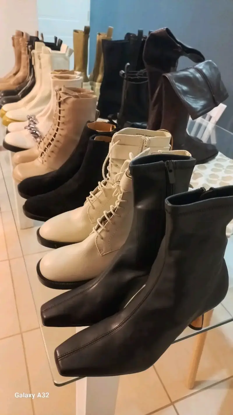 Botines de cuero con cierre en varios colores - 2