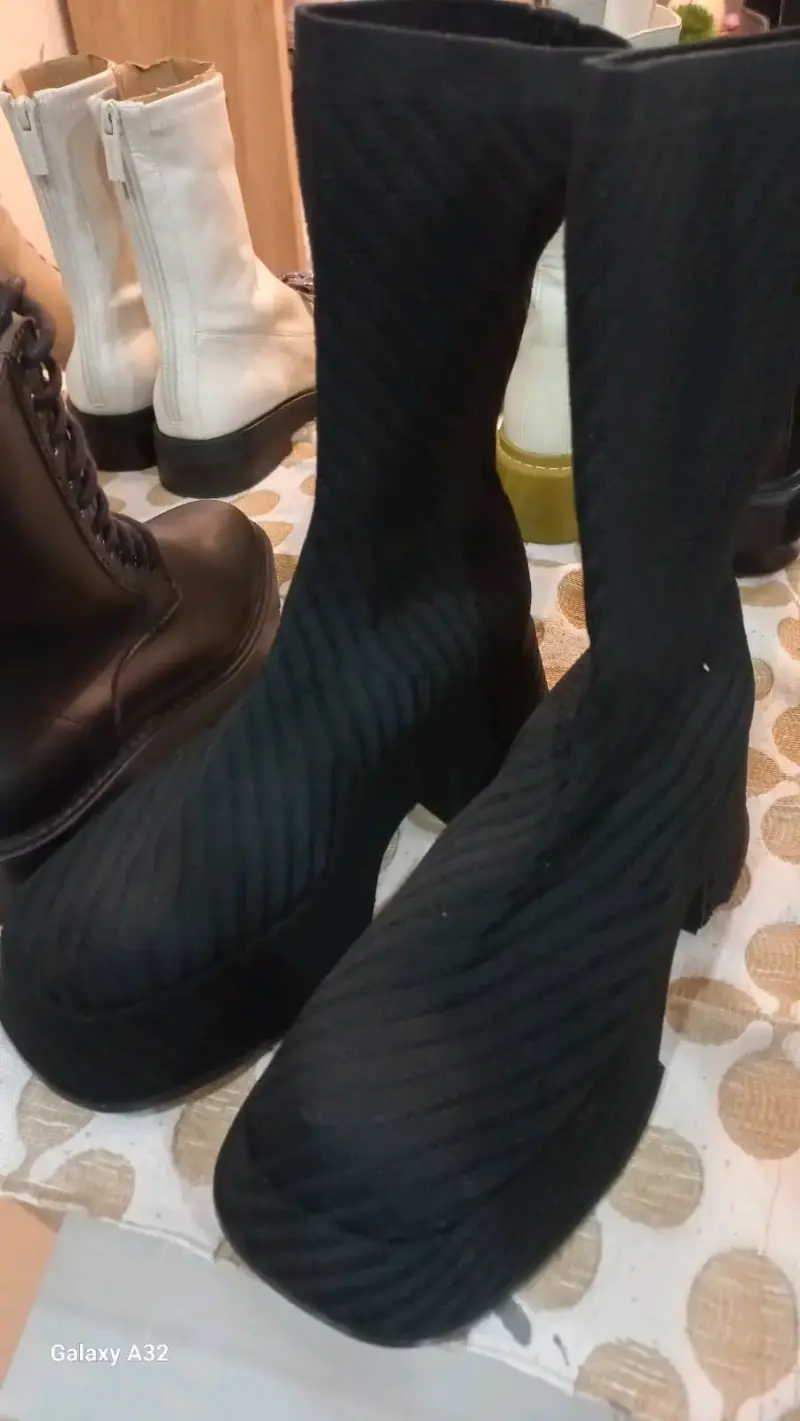 Botines de cuero con cierre en varios colores - 4