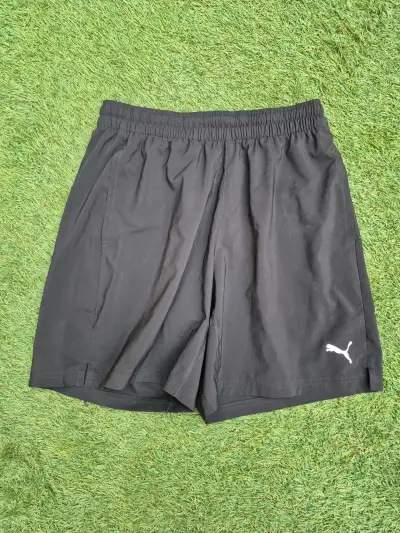 Shorts deportivos negros Puma para hombre - miniatura 1