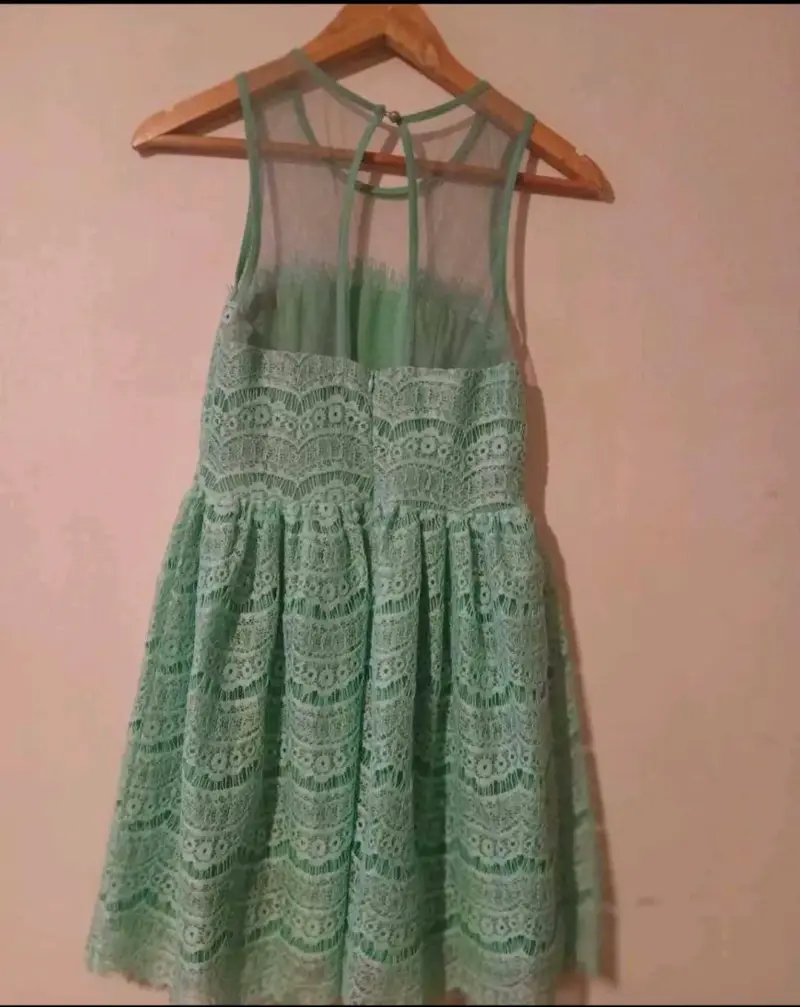Vestido de encaje verde menta elegante - 2