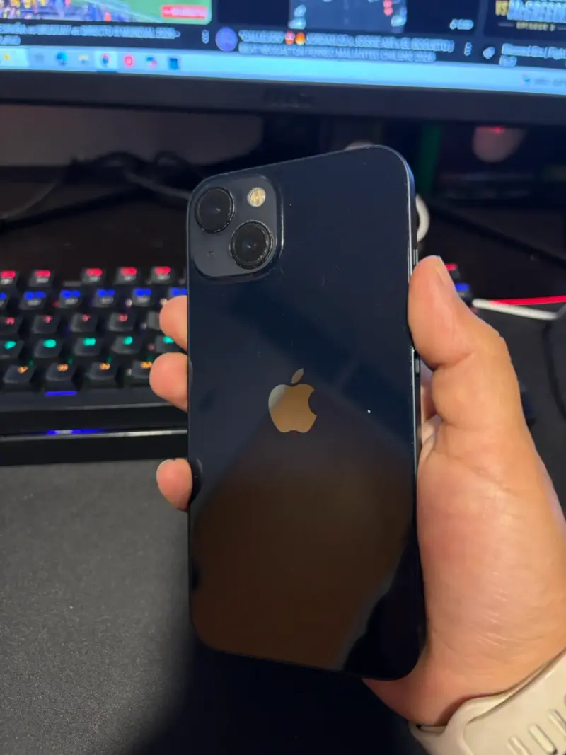iPhone en caja original, buen estado - 3