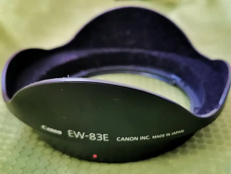 Parasol Canon EW-83E para lentes 1740 1635 1022 - 4