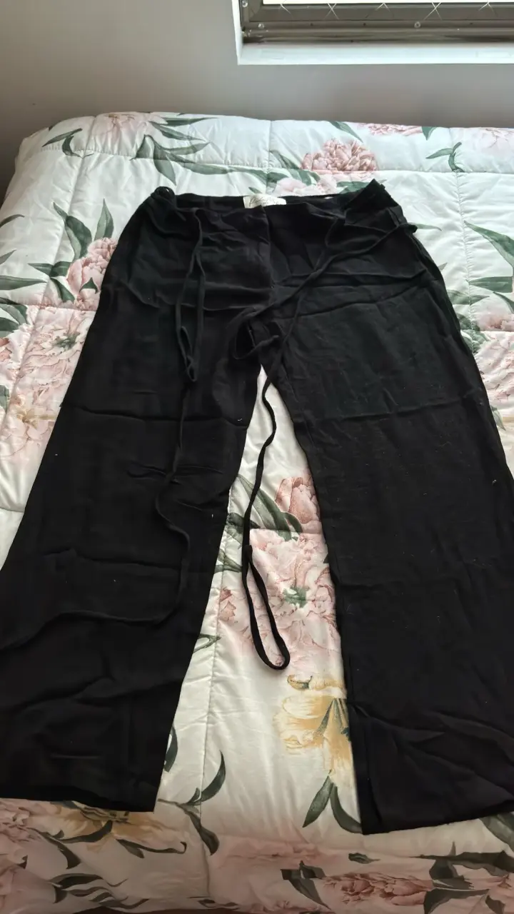 Lote de pantalones de mezclilla y rayas a 4000 c/u - 4