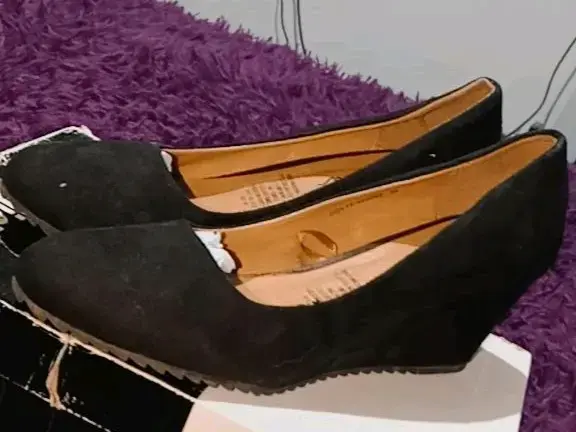 Lote de botines y sandalias - 2